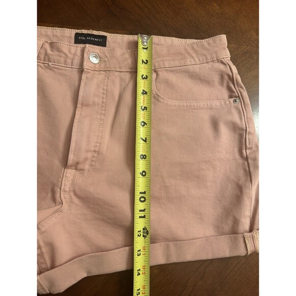 Free Assembly Womens Plus Size 16 Shorts Folded Cuff Pink Rose Denim - Picture 10 of 12